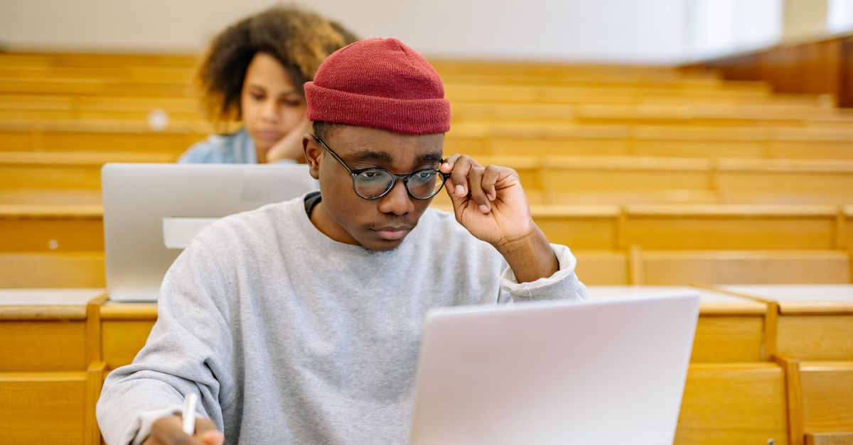 How to Vet an Online Degree Program's Completion Claims: What Maine's UMPI Review Teaches Adult Learners