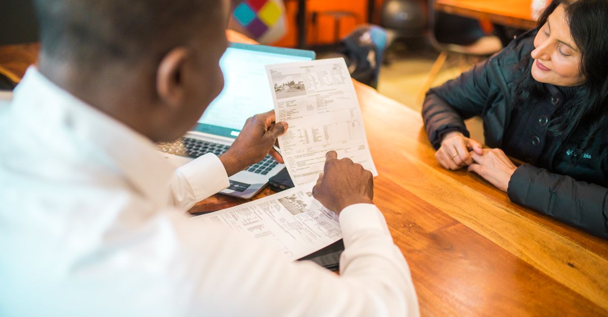 Halfway Through a Degree You've Outgrown: How Adult Learners Decide Whether to Switch Majors or Finish
