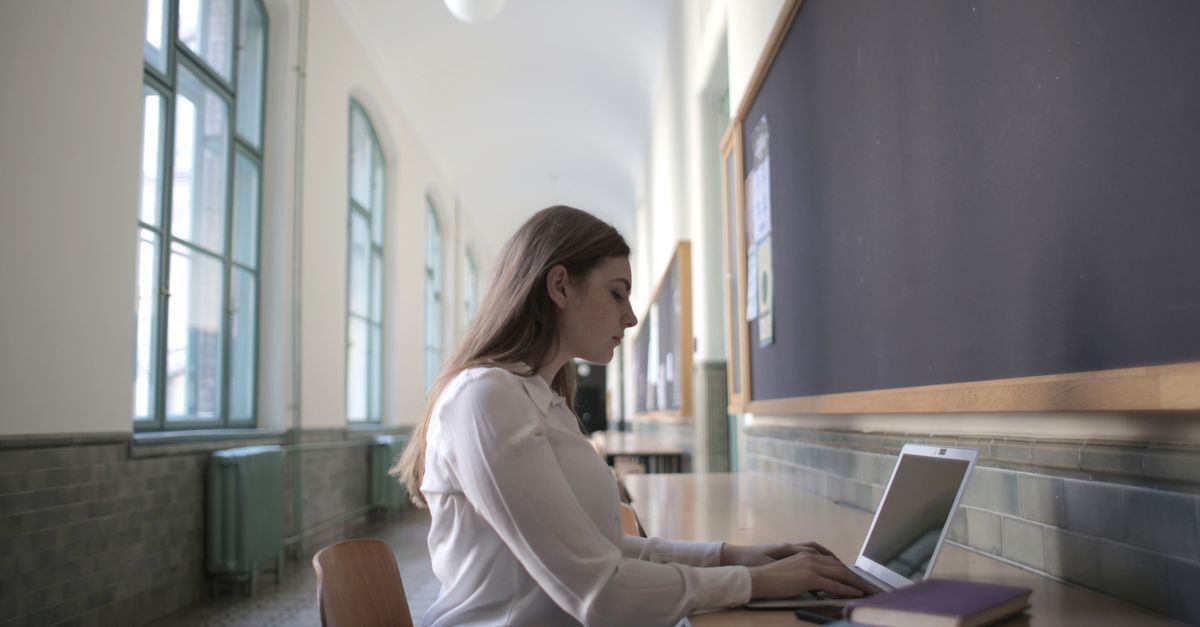 Switching Careers as an Adult: How to Choose a Bachelor's Degree That Pays Off